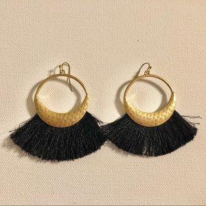 Plunder black and gold fringe earrings